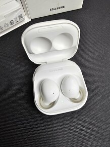 Samsung Galaxy Buds 2 - 7