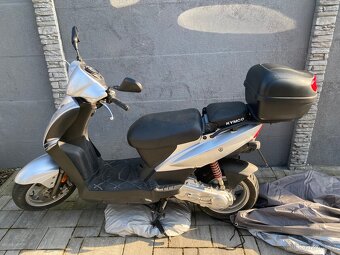 Skutr Moped Kymco Agility 50 4T - 7