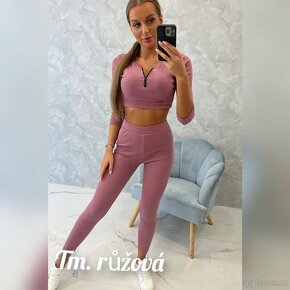 ŽEBROVANÁ SOUPRAVA CROP TOP + LEGÍNY - 7