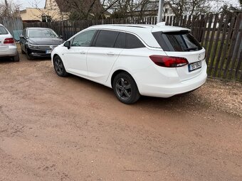 Opel Astra SPORTS TOURER plus - 7