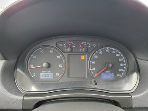 VW Polo, 1.2i, 44kw, rok 2007,nová STK, najeto 140tis km - 7