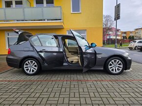 Bmw 318i e90 limuzína - 7