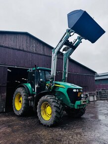 MONTUJEME ČELNÍ NAKLADAČE INTER-TECH NA TRAKTORY JOHN DEERE - 7