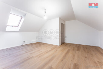 Prodej rodinného domu, 300 m², Praha, ul. Jitkovská - 7