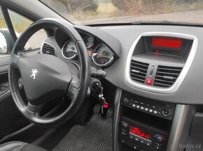 Peugeot 207 SW 1.6i OUTDOOR - 7