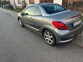 Peugeot 207 cc - 7