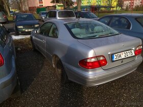 Náhradní díly na Mercedes CLK w208. - 7