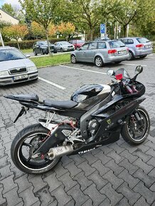 Yamaha YZF-R6 - 7