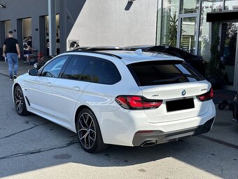 BMW 530e - 7