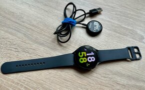 Samsung Galaxy Watch 5 44mm GPS Grafitové černé, kryt - 7