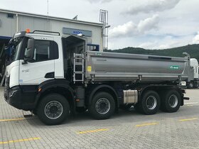 IVECO X-WAY 360X48Z HR OFF 8x4 třístranný sklápěč S3 - 7