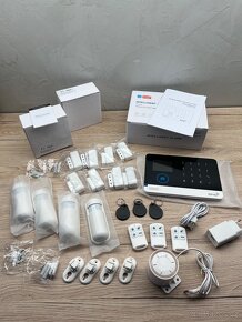 Inteligentní alarm WIFI/GSM se senzory pohybu - 7