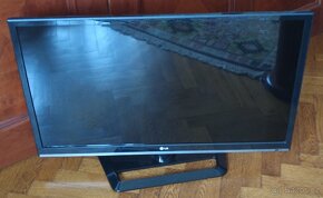 LG  94cm - 7