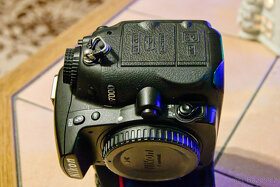 Nikon D7000 telo - 7