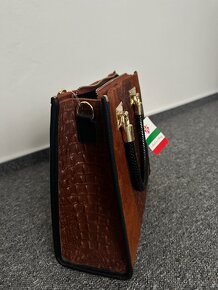 Dámská kožená kabelka Genuine leather - 7