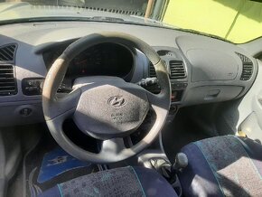 Hyundai Accent 1.3 - 7