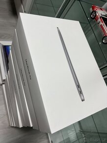 Krabičky Apple MacBook Air & Pro A2337 A2338 - 7