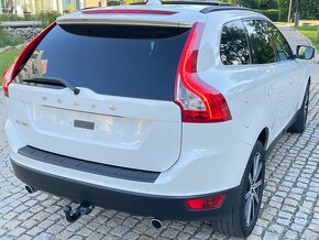 Volvo XC60 2.4D 5VÁLEC 4x4 AUT BIXENON VÝHŘEV TAŽNÉ SERVISKA - 7