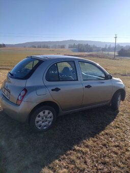 Nissan Micra 1.0 - 7