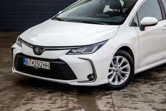 Toyota Corolla sedan 1.5 Dynamic Force Comfort 2022 - 7