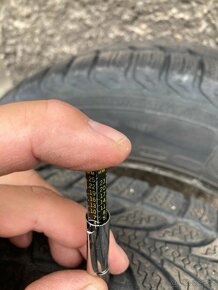 2ks zimní pneu 175/65/14 NOKIAN W+ vzorek 4mm - 7