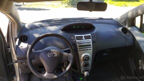 Toyota Yaris II 1.0VVT-i 51kw Nová STK - 7