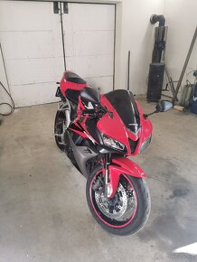 Honda CBR 600RR PC40 - 7