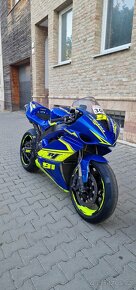 Predám okruhovku YAMAHU YZF-R1 RN19 - 7