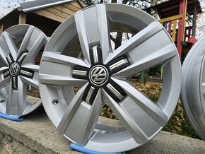 Alu disky VW T5 T6 Multivan 5x120 ET56 R17 - 7