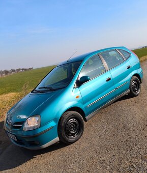 Nissan Almera Tino 1.8i - 7