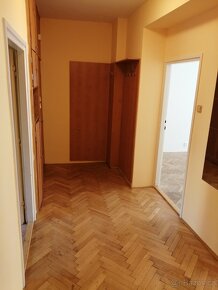 Pronájem 3+1, ulice Merhautova, Černá Pole, 80 m2, balkon, k - 7