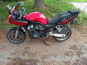 Yamaha fzs 600 Fazer - 7