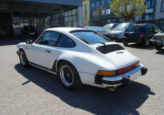 Porsche 911 SC - 7