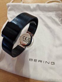 Dámské hodinky Bering Classic, modré s krystaly Swarovski - 7