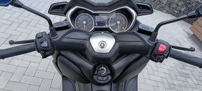 Prodám Yamaha X-MAX 125 - 7