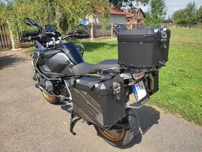 BMW R 1250 GS Adv. Triple Black, Plná výbava, Servis BMW - 7