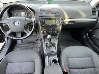 Škoda Octavia 1.6 i Elegance - 7