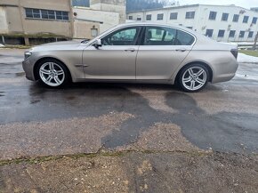 BMW 740d f01 rok 2010 velká výbava najeto 420tkm - 7