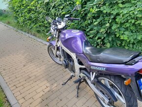 Suzuki GS500 - 7