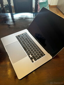 MacBook Pro 16" 2019, Intel Core i9, 64GB RAM, 1TB SSD - 7