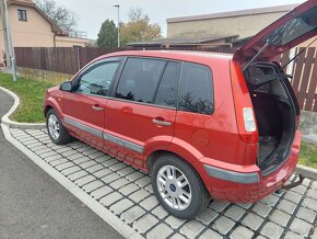 Ford  Fusion 1,4 - 7