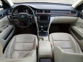 Škoda Superb 2.0 TDi Combi - 7