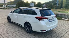 Toyota Auris Touring Sports Hybrid Cool - 7