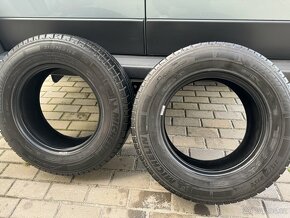 Zátěžové pneu Michelin 215/70 R15C - 7