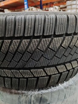 Continental 245/35 R19 - 7