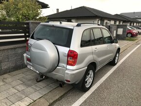 TOYOTA RAV4 2.0i AUTOMAT - 7