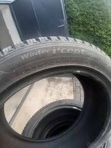 Prodám zimní pneu Hankook 235/45/R18 98V Winter i CEPT evo3 - 7