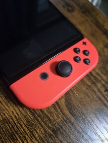 Nintendo switch Oled Neon red - 7