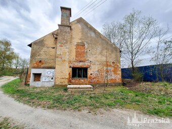 Prodej komerčního pozemku 3 146 m2 v Chýni - 7