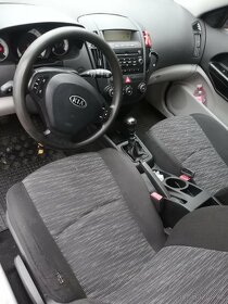 Kia ceed 1.6crdi - 7